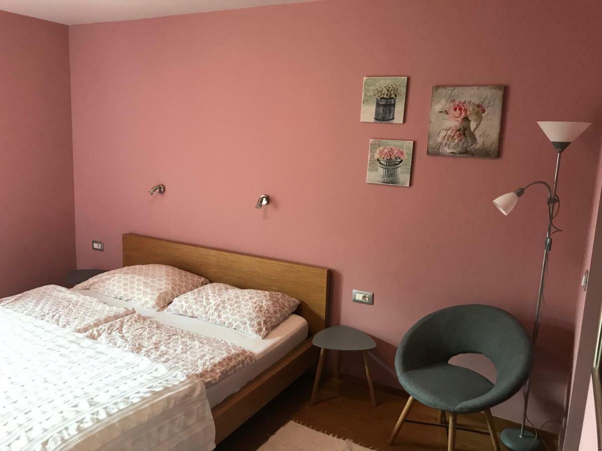 Apartma Rosa Spodnji Otok Buitenkant foto